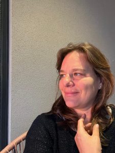 Ximena tallerista Gestalt Infantil